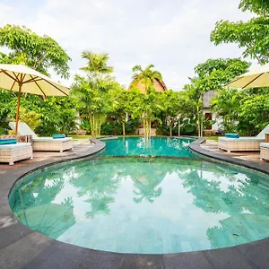 Lumbung Bukit Resort